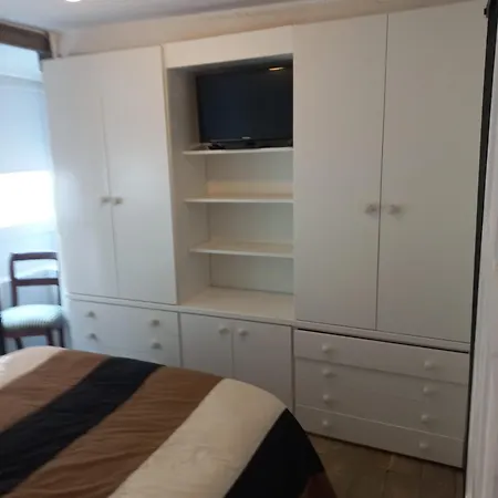 Kuttun Apartment
